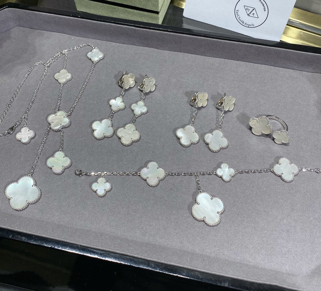 [Lumi Jewels]CLOVER 5 MOTIF WHITE MOP SILVER BRACELET
