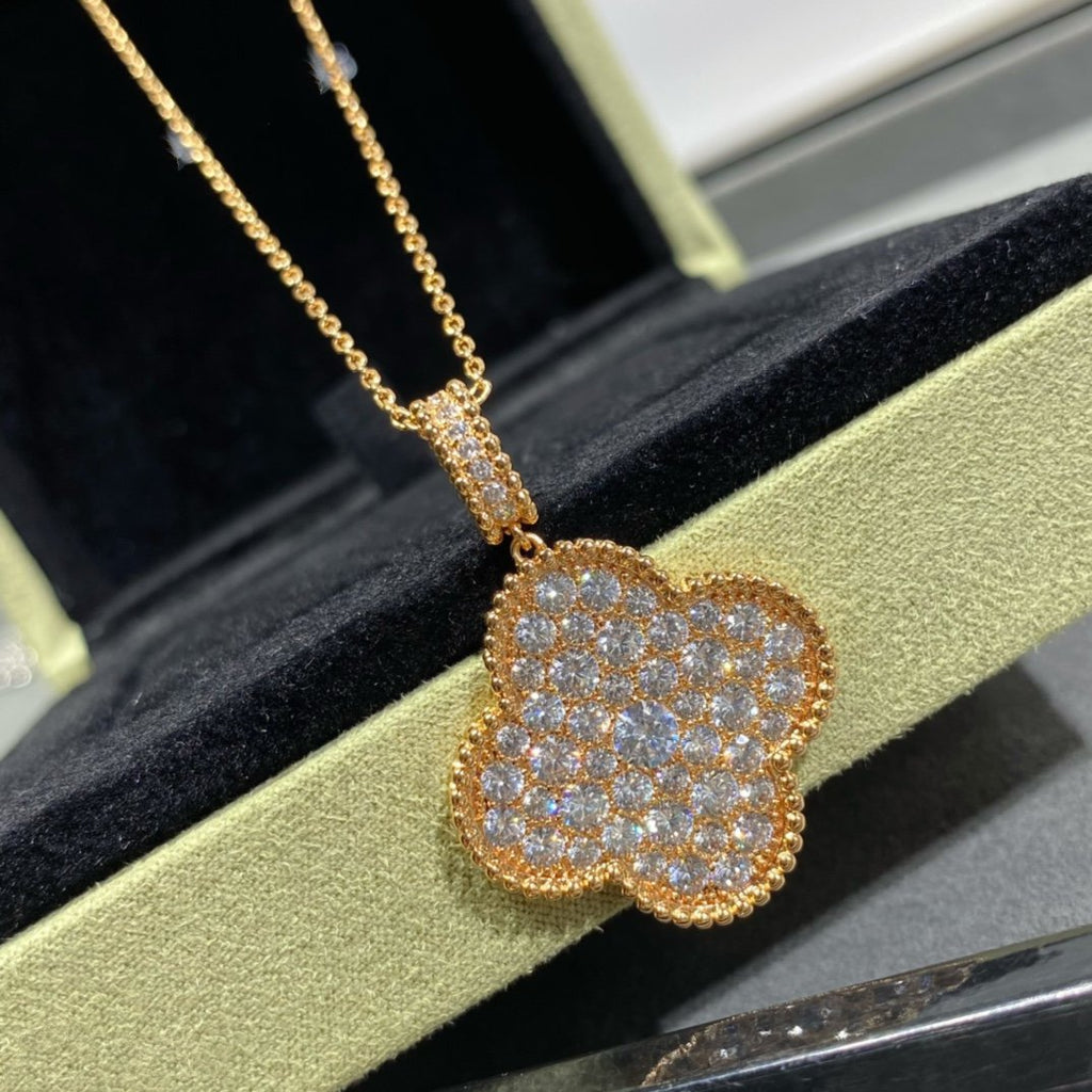 [Lumi Jewels]CLOVER 25MM LARGE PEDANT DIAMOND PAVED LONG NECKLACE