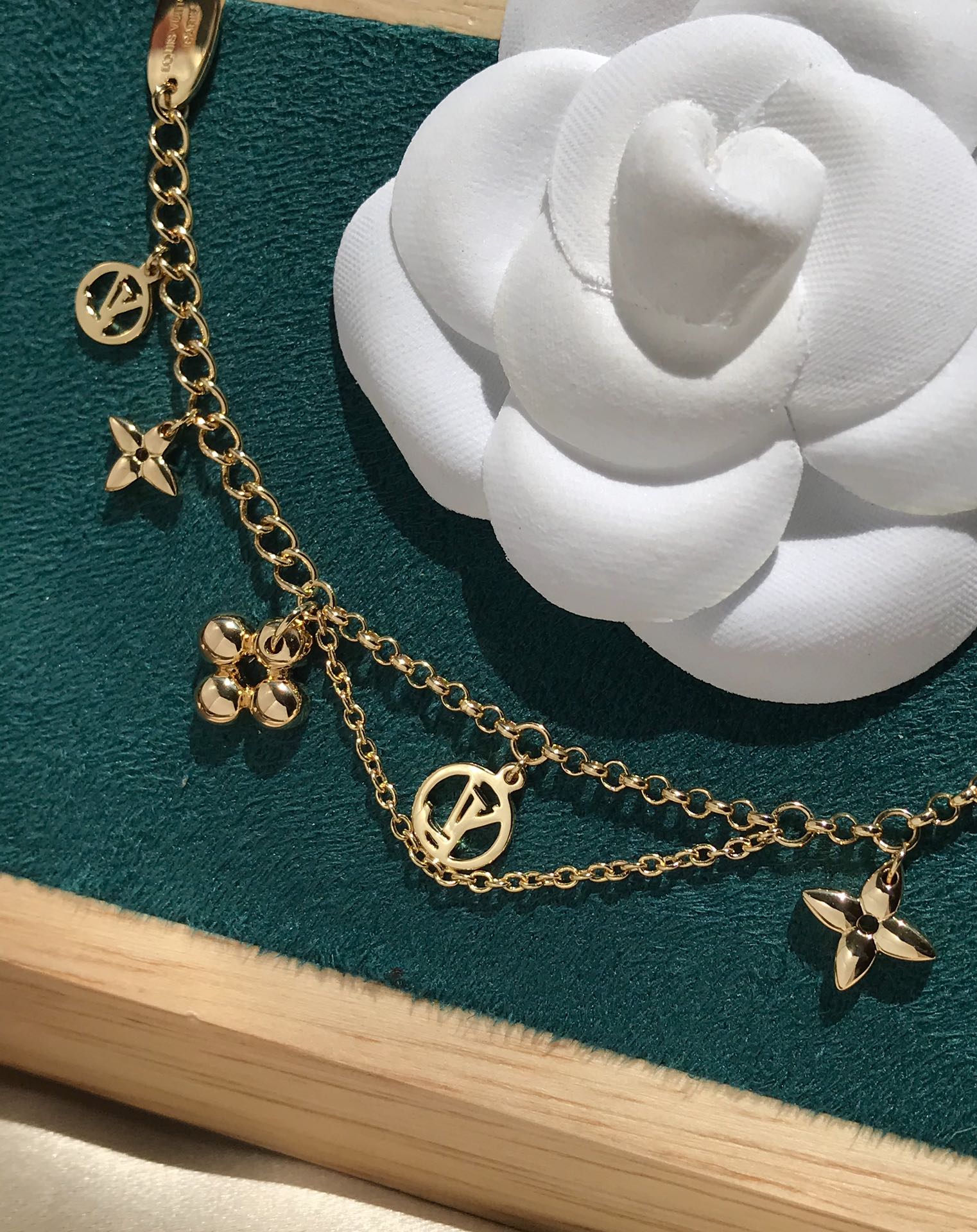 [Lumi Jewels]BLOOMING PINK GOLD MOP BRACELET
