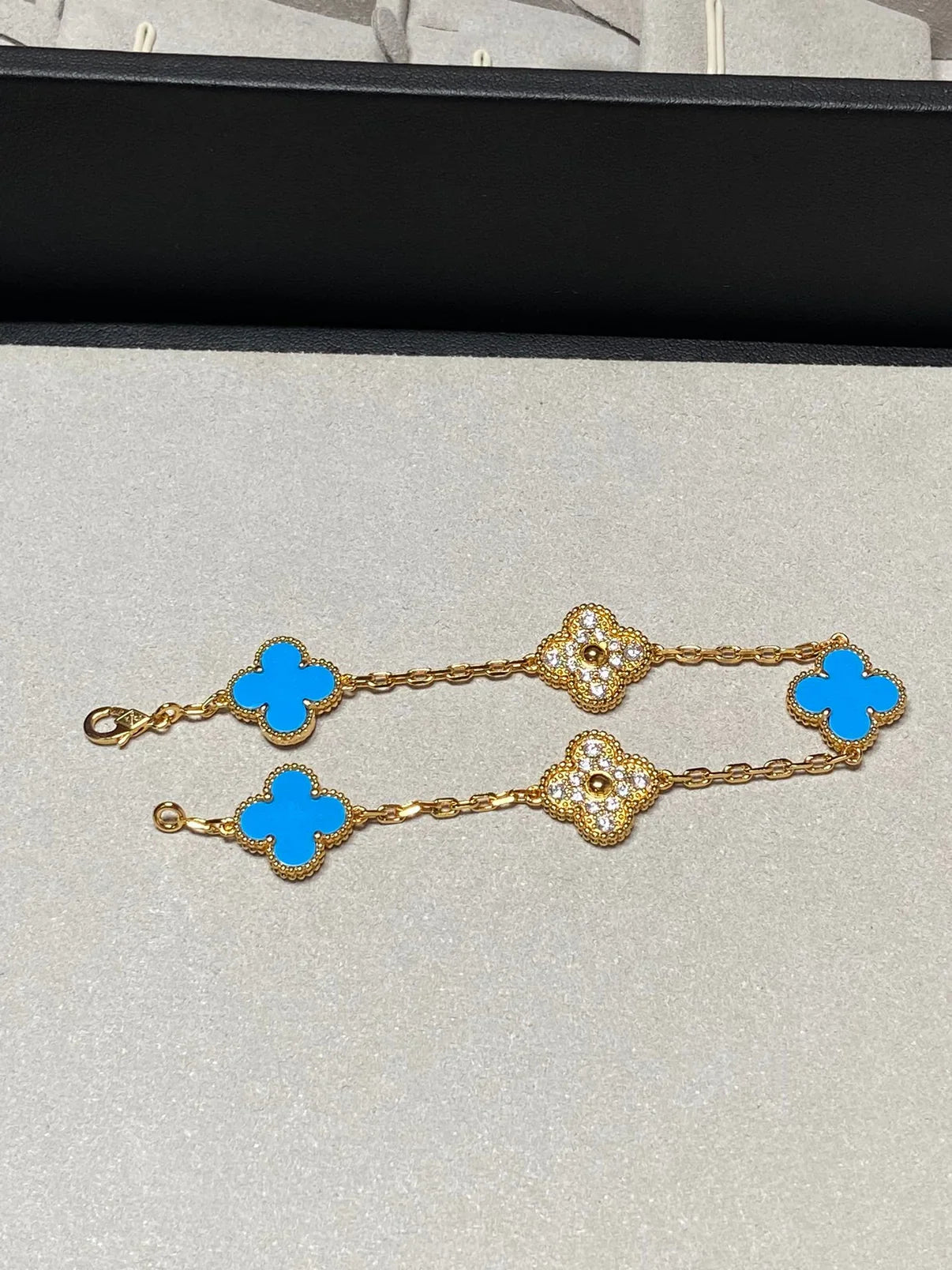 [Lumi Jewels] CLOVER 5 MOTIF BLUE AGATE BRACELET COLLECTION