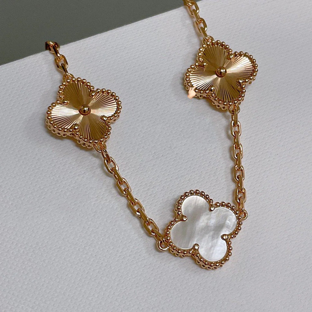 [Lumi Jewels]CLOVER WHITE PEARL MOP 5 MOTIF BRACELET COLLECTION