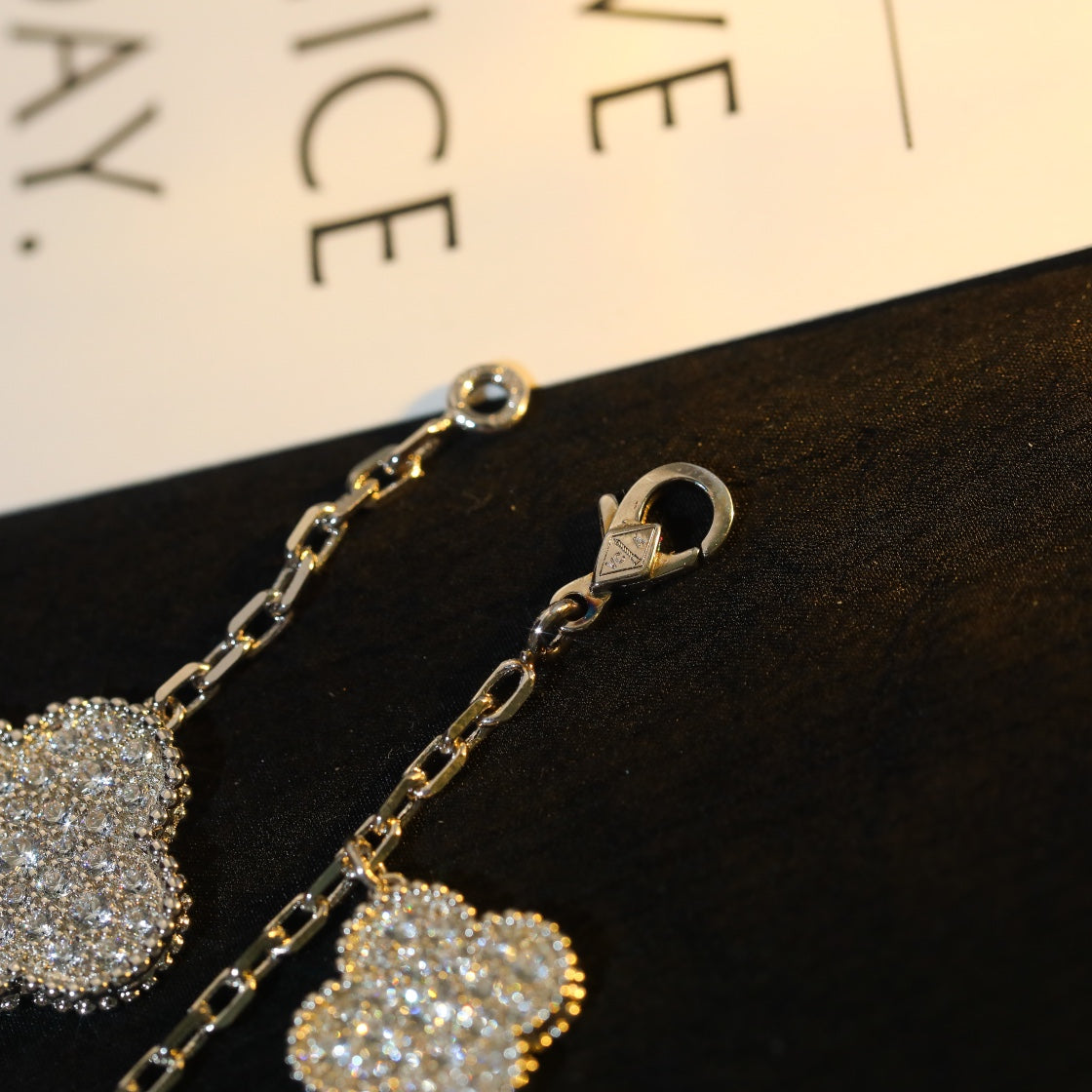 [Lumi Jewels]CLOVER BRACELET 5 MOTIF SILVER DIAMOND PAVED