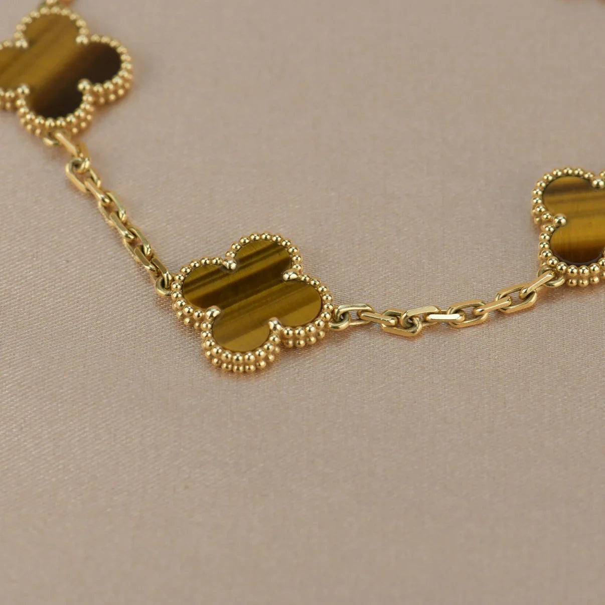 [Lumi Jewels] CLOVER 5 MOTIFS TIGER EYE BRACELET COLLECTION