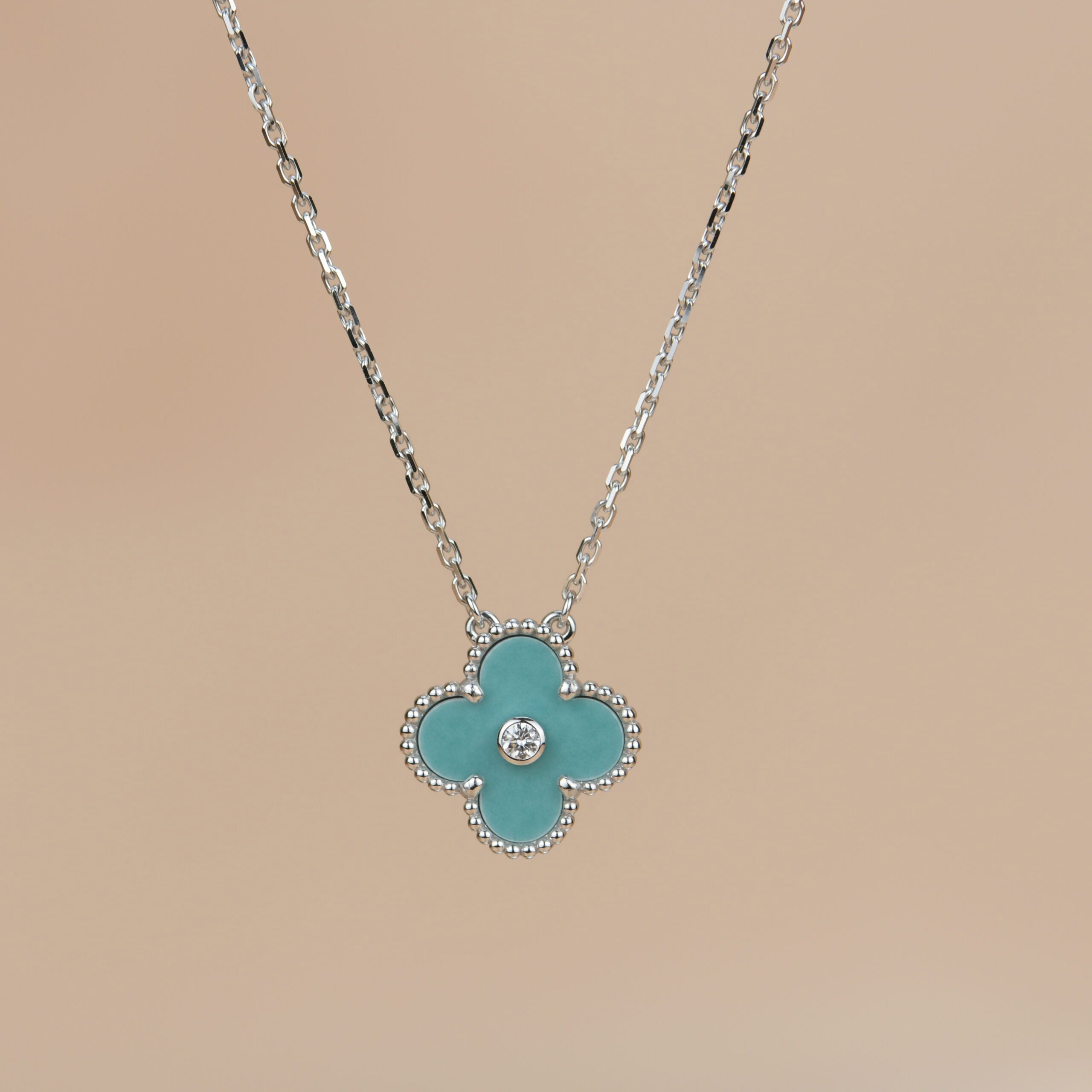 [Lumi Jewels]CLOVER 15MM DIAMOND SVRES PORCELAIN  NECKLACE SILVER
