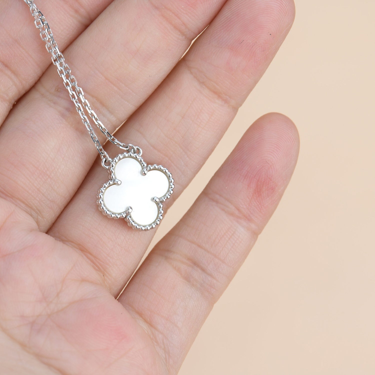 [Lumi Jewels]CLOVER  15MM WHITE MOTHER-OF-PEARL SILVER