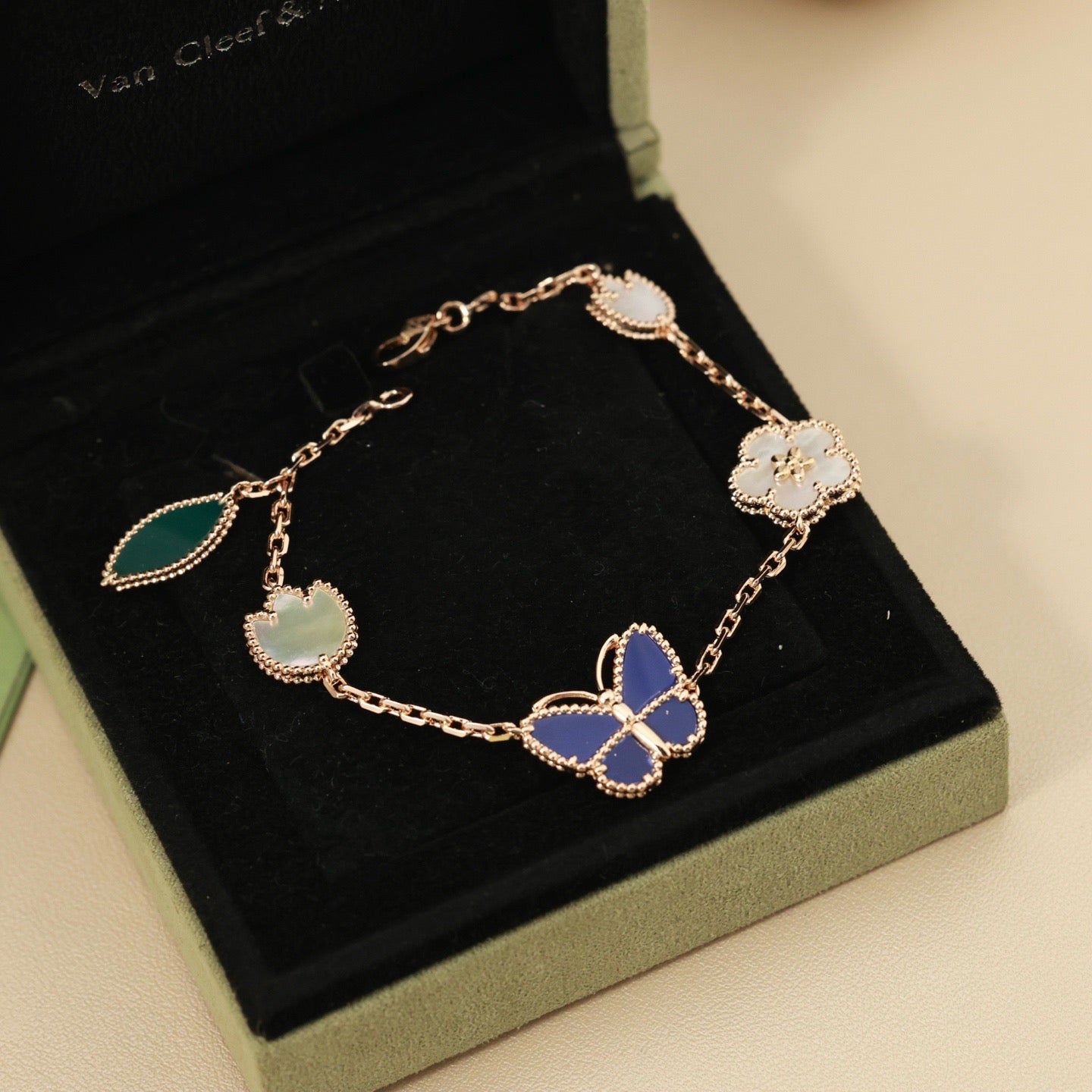 [Lumi Jewels]LUCKY SPRING BUTTERFLY 5 MOTIF BRACELET