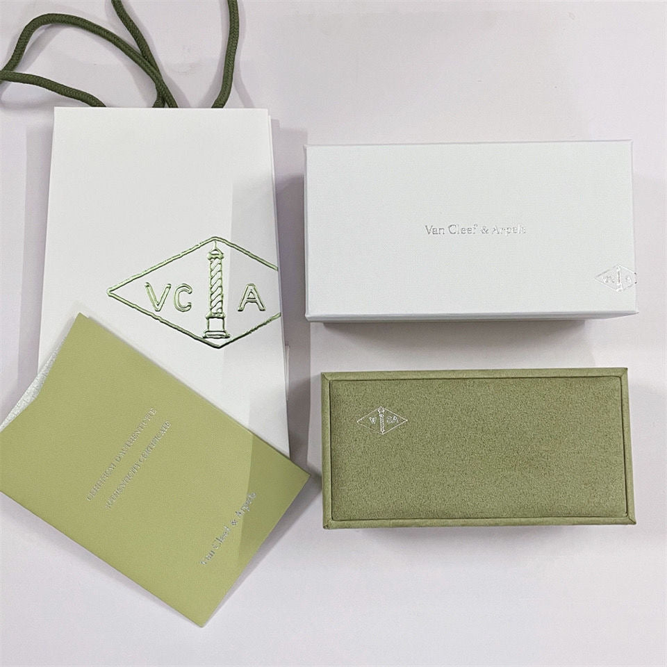 [Lumi Jewels]VA CLOVER BRACELET NECKLACE RING BOX GIFT BAG