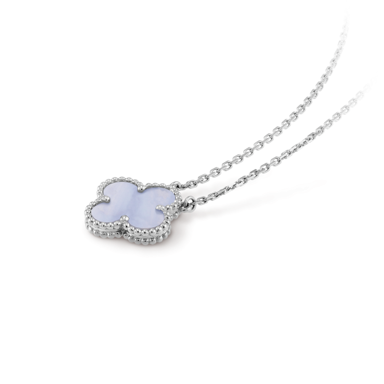 [Lumi Jewels]CLOVER 15MM BLUE CHALCEDONY NECKLACE SILVER