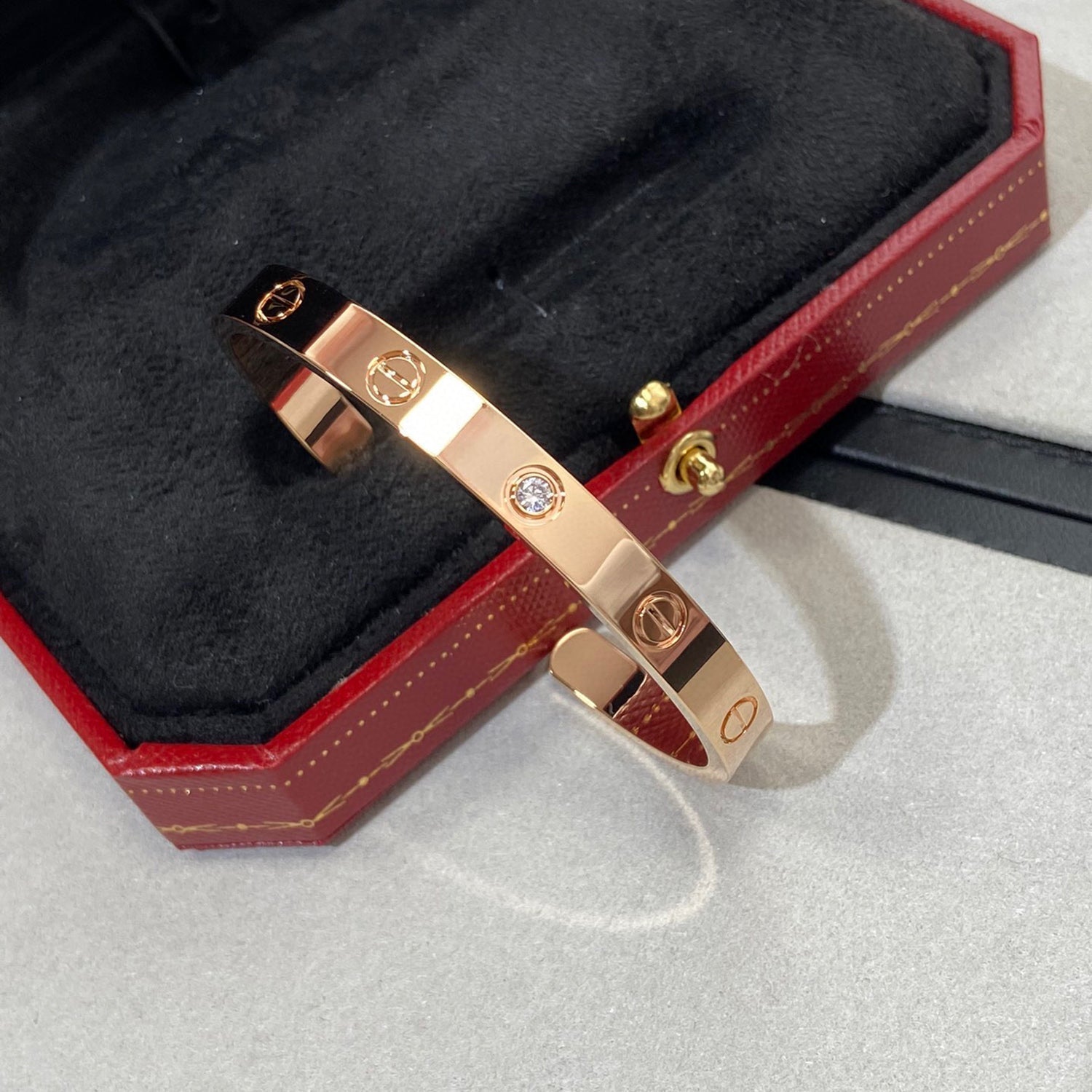 [Lumi Jewels]LOVE BRACELET 6.1MM 1 DIAMOND OPEN CUFF