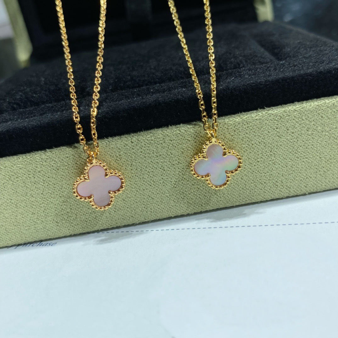 [Lumi Jewels]CLOVER 9.5MM PINK MOTHER OF PEARL SINGLE FLOWER NECKLACE