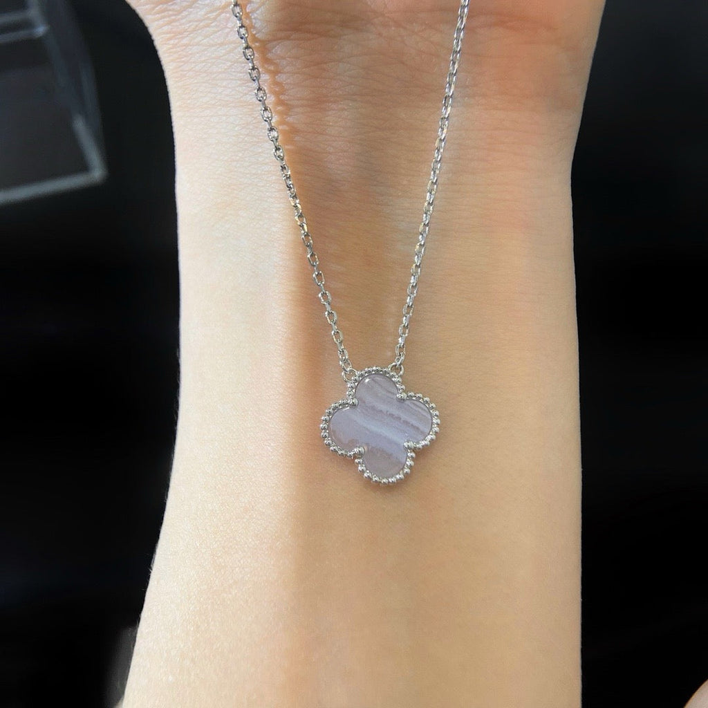 [Lumi Jewels]CLOVER 15MM BLUE CHALCEDONY NECKLACE SILVER
