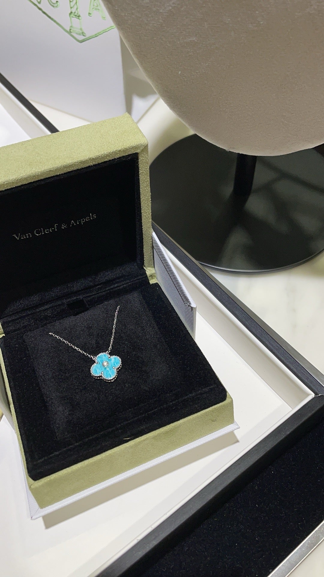 [Lumi Jewels]CLOVER 15MM DIAMOND SVRES PORCELAIN  NECKLACE SILVER