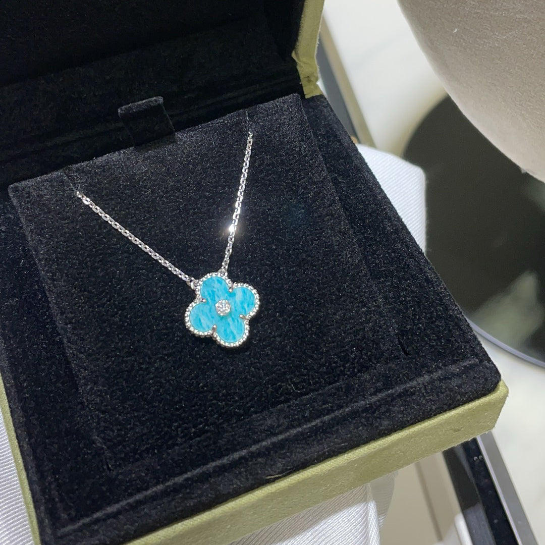 [Lumi Jewels]CLOVER 15MM DIAMOND SVRES PORCELAIN  NECKLACE SILVER