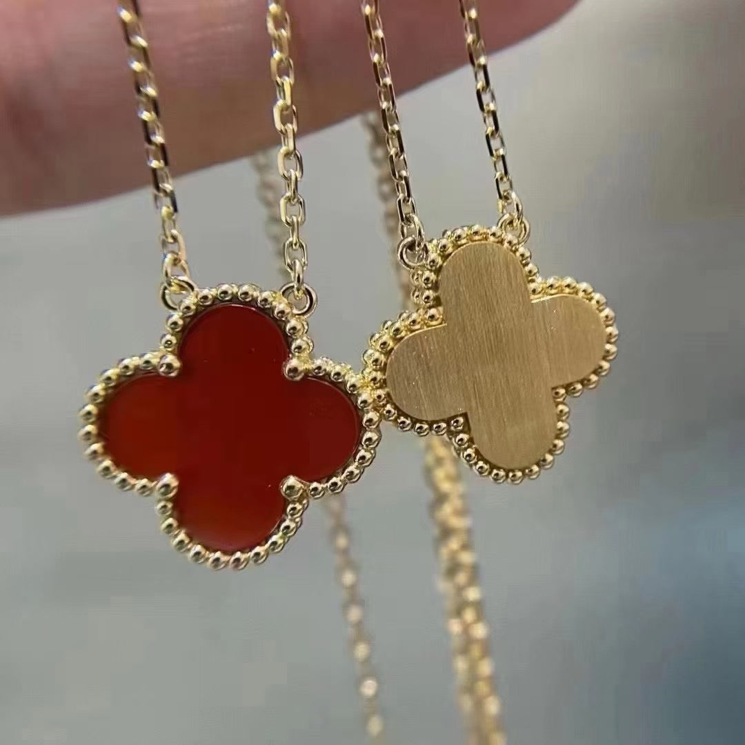 [Lumi Jewels]CLOVER 15MM CARNELIAN SINGLE FLOWER NECKLACE