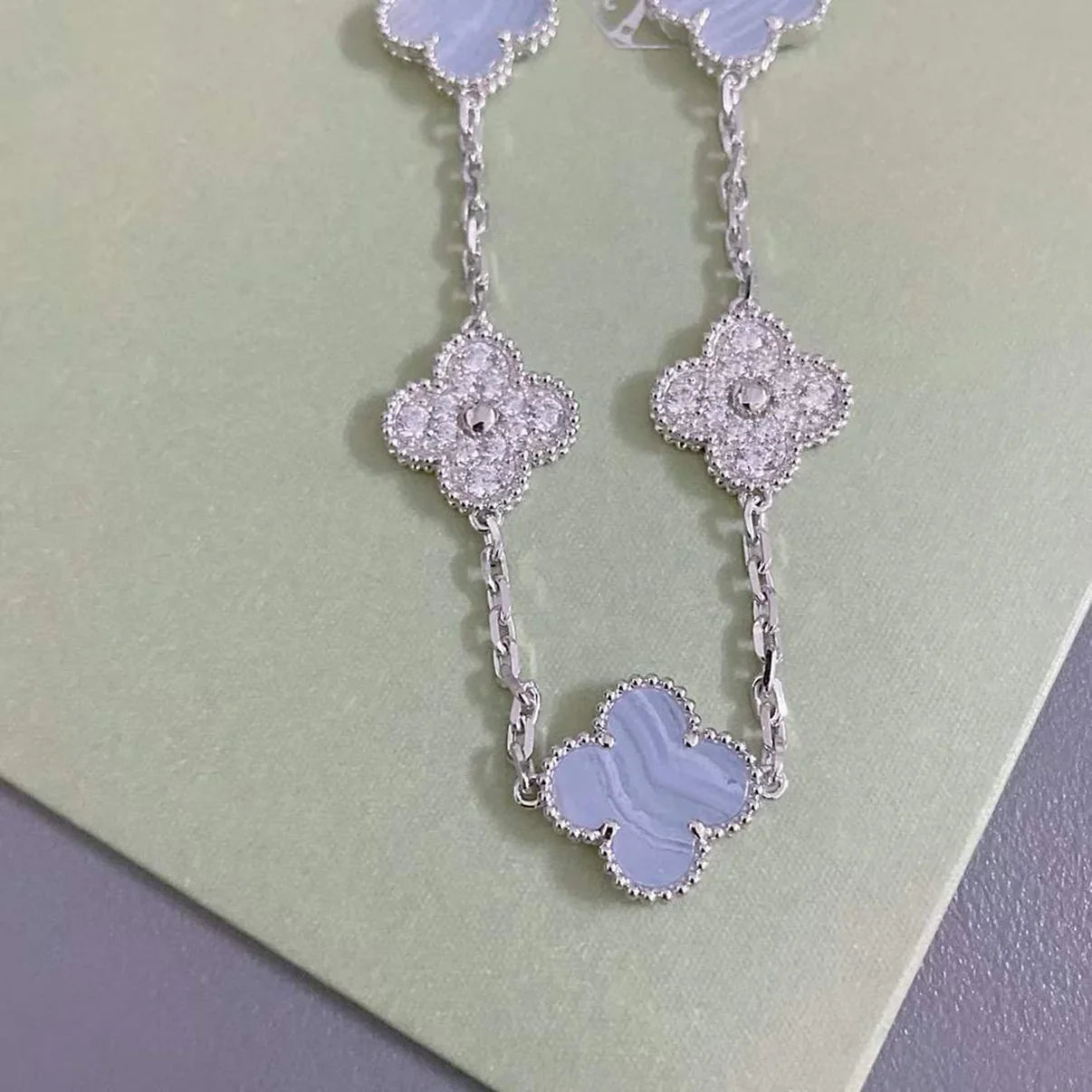 [Lumi Jewels] CLOVER 5 MOTIF PURPLE CHALCEDONY BRACELET COLLECTION
