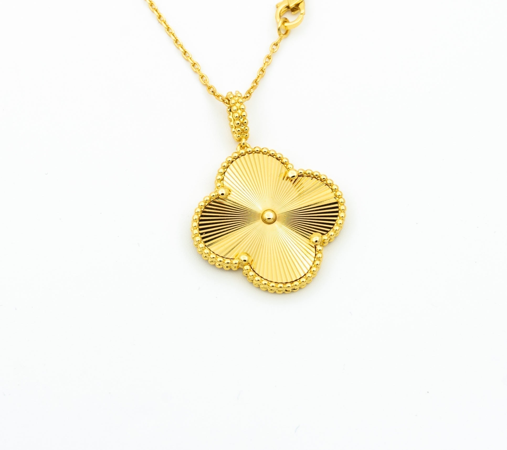 [Lumi Jewels]CLOVER 25MM PEDANT NECKLACE GOLD