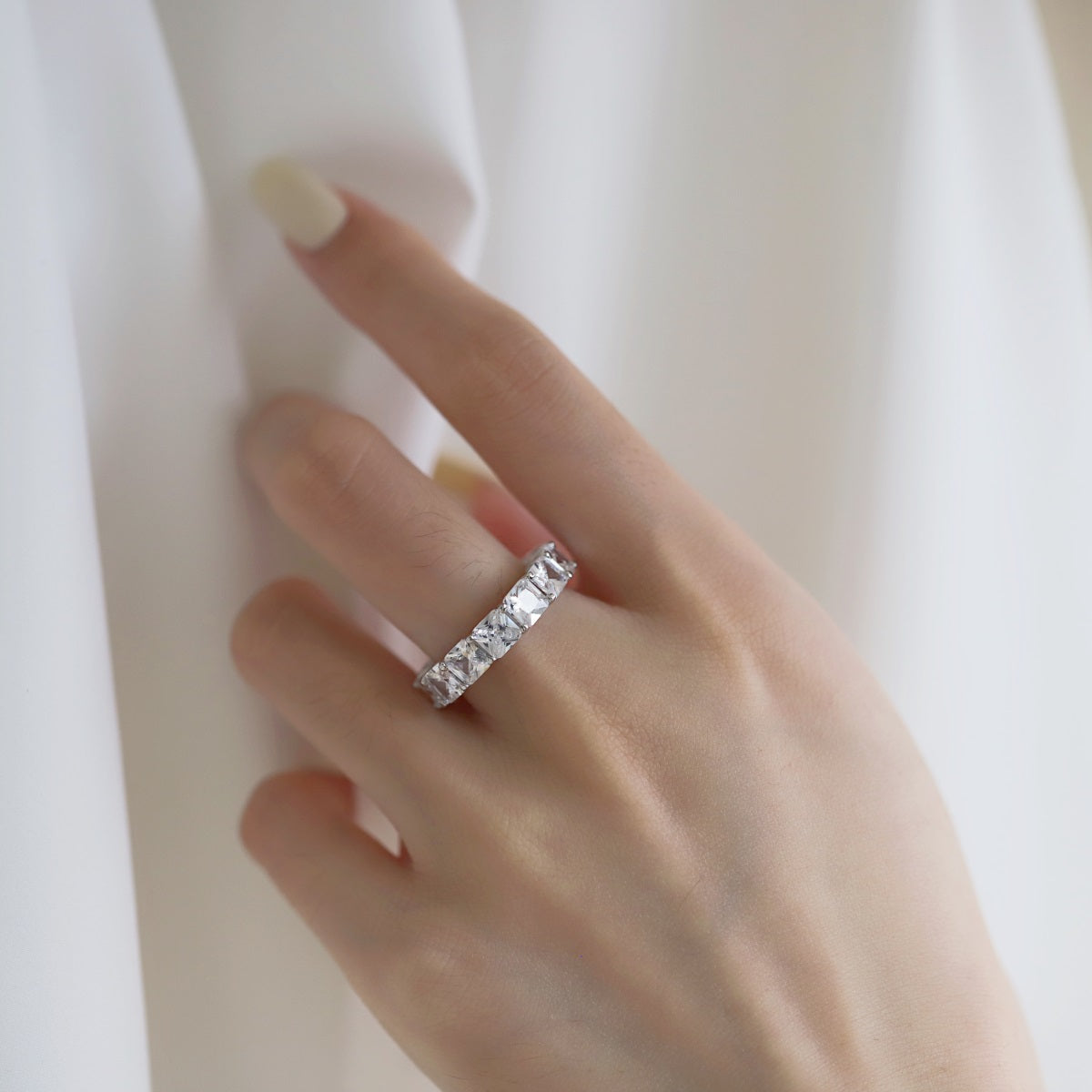 [Lumi Jewels]Elegant Princess Cut Tennis Ring
