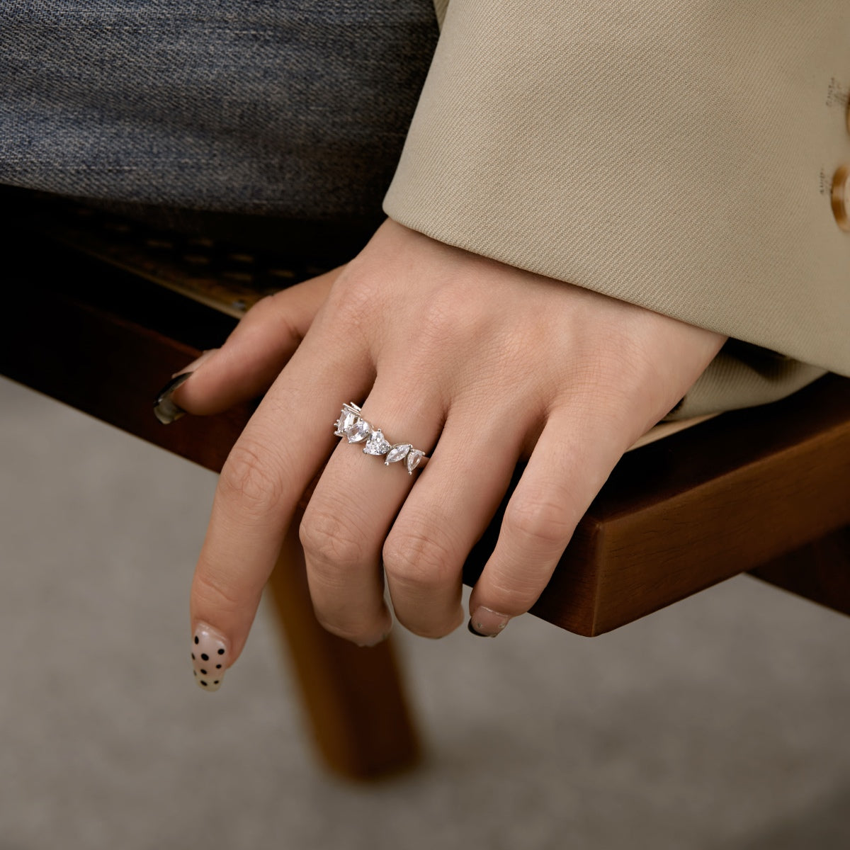 [Lumi Jewels]Delicate Multi Cut Ring