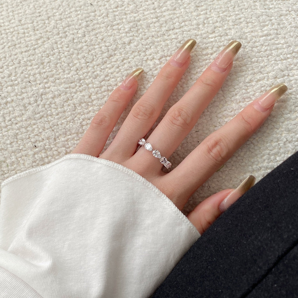 [Lumi Jewels]Exquisite Pear Cut Tennis Ring