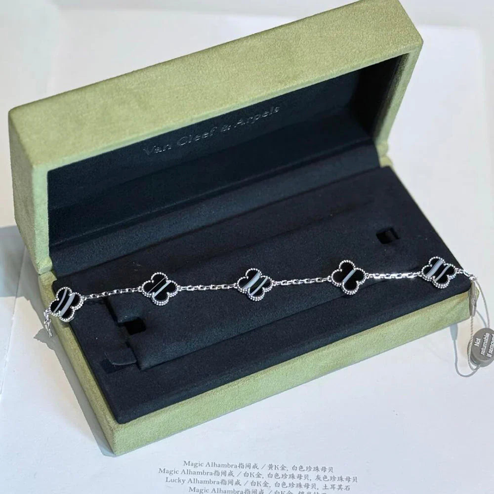 [Lumi Jewels] CLOVER 5 MOTIF PULSAR STONE BRACELET COLLECTION