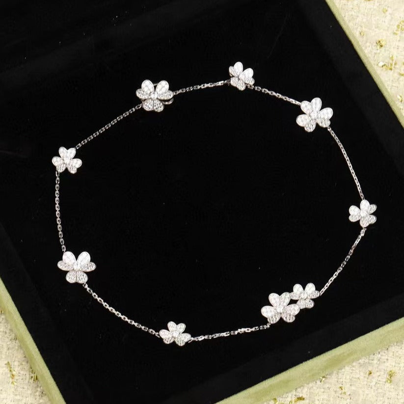 [Lumi Jewels]FRIVOLE SILVER 9 FLOWERS NECKLACE