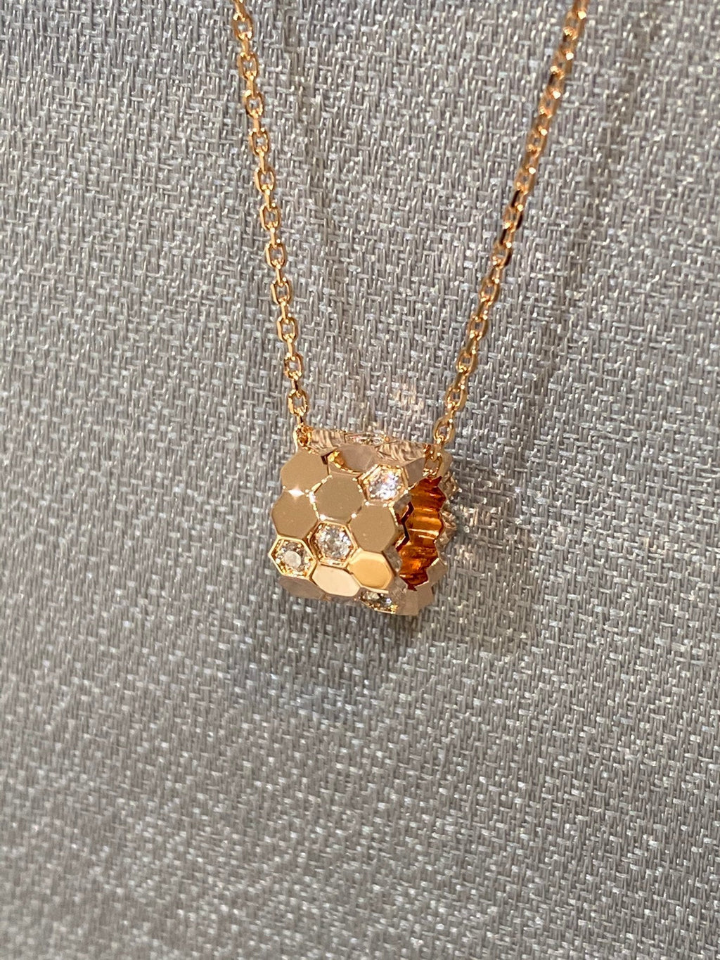 [Lumi Jewels]BEE LOVE DIAMOND NECKLACE