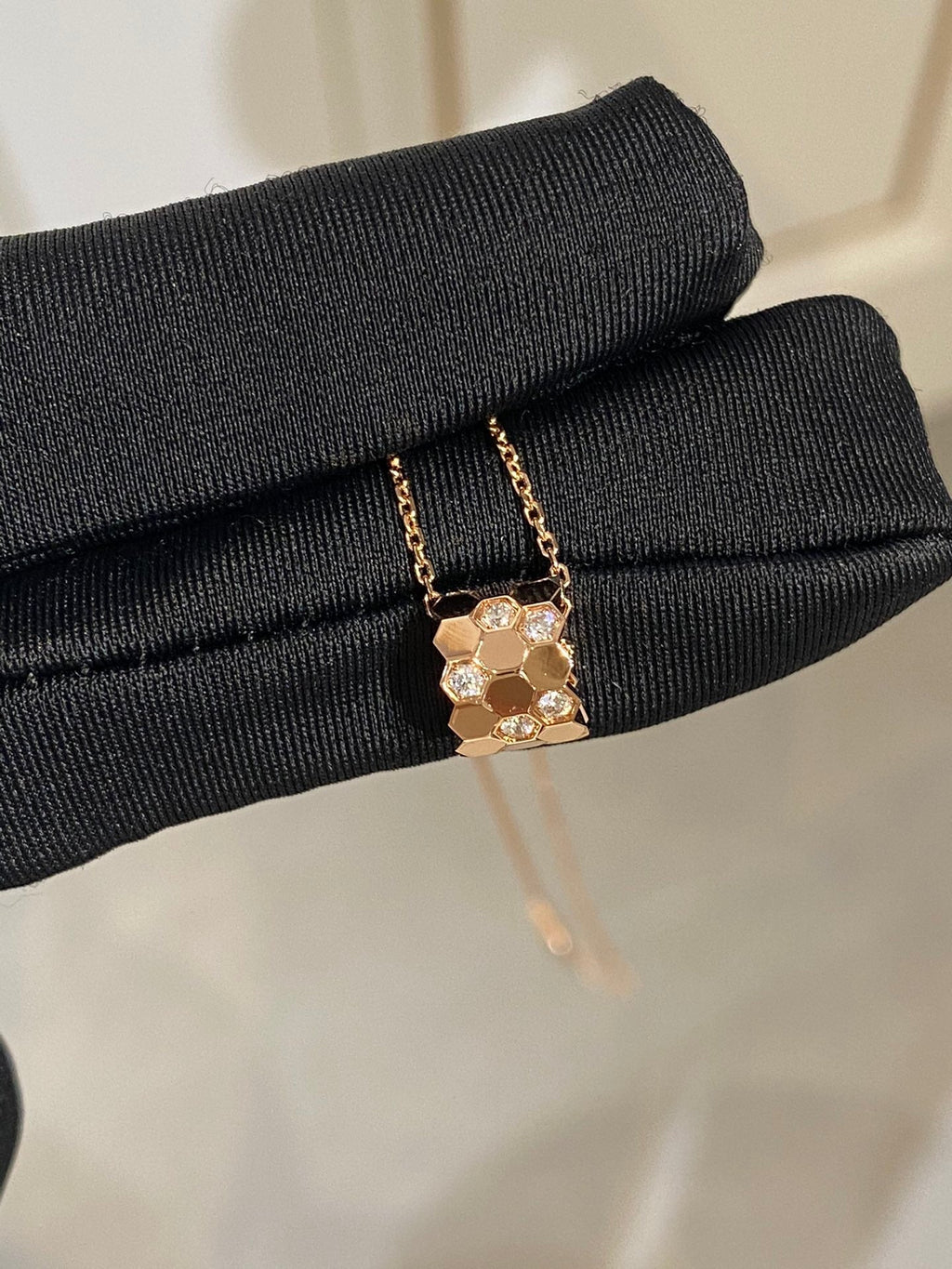 [Lumi Jewels]BEE LOVE DIAMOND NECKLACE