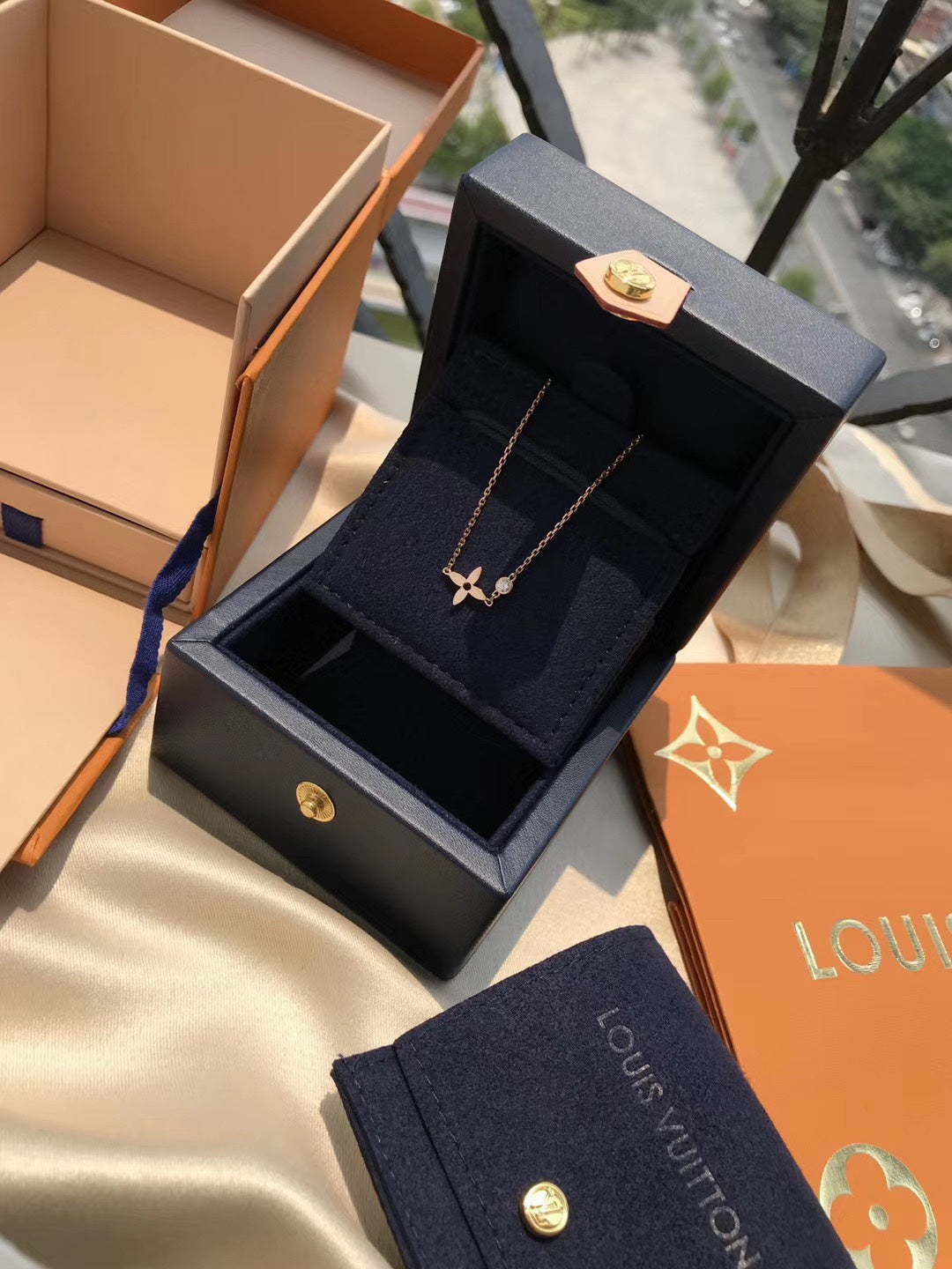 [Lumi Jewels]BLOSSOM PENDANT PINK GOLD AND DIAMOND