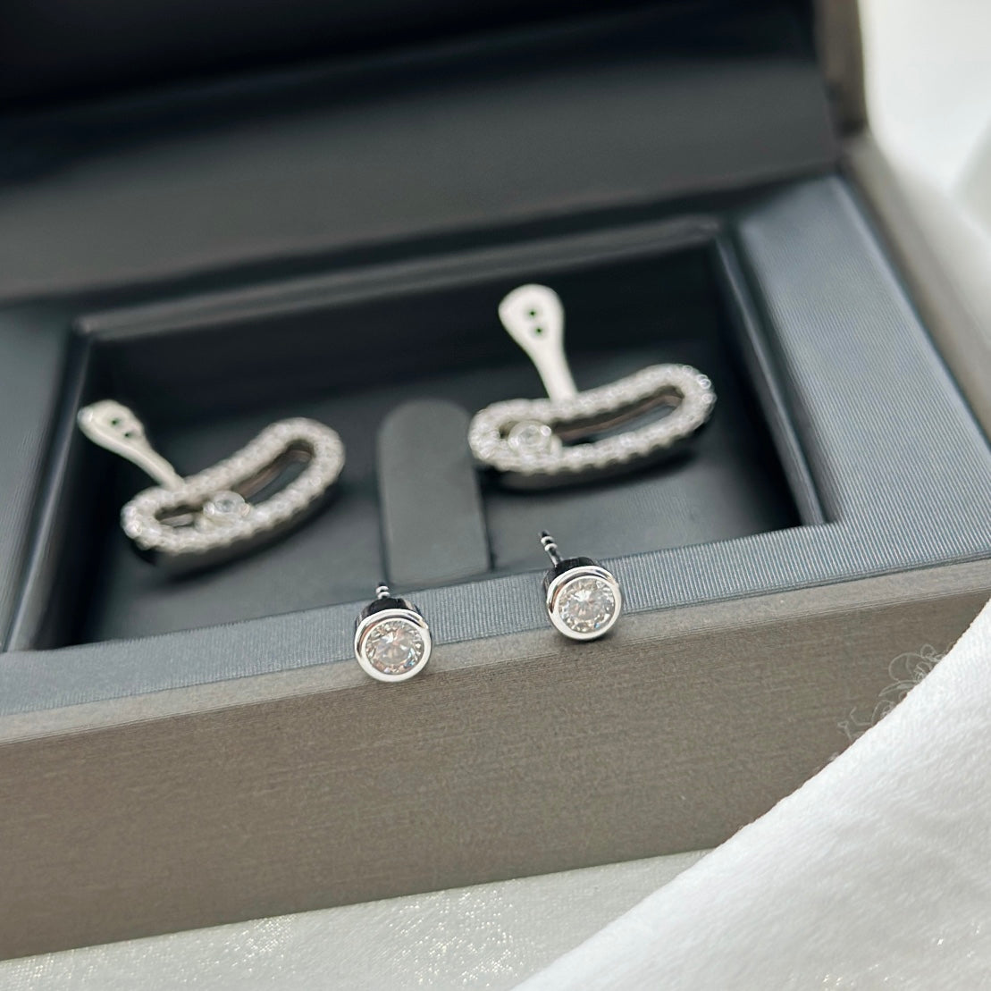 [Lumi]MOVE UNO SILVER DIAMOND EARRINGS