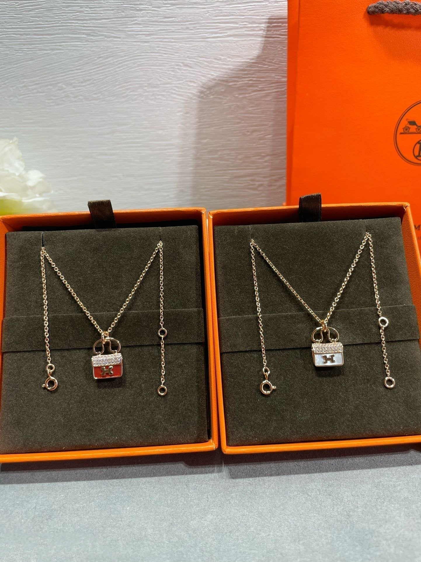 [Lumi Jewels]H CIRCE MOISSANITE PENDANT NECKLACE GOLD