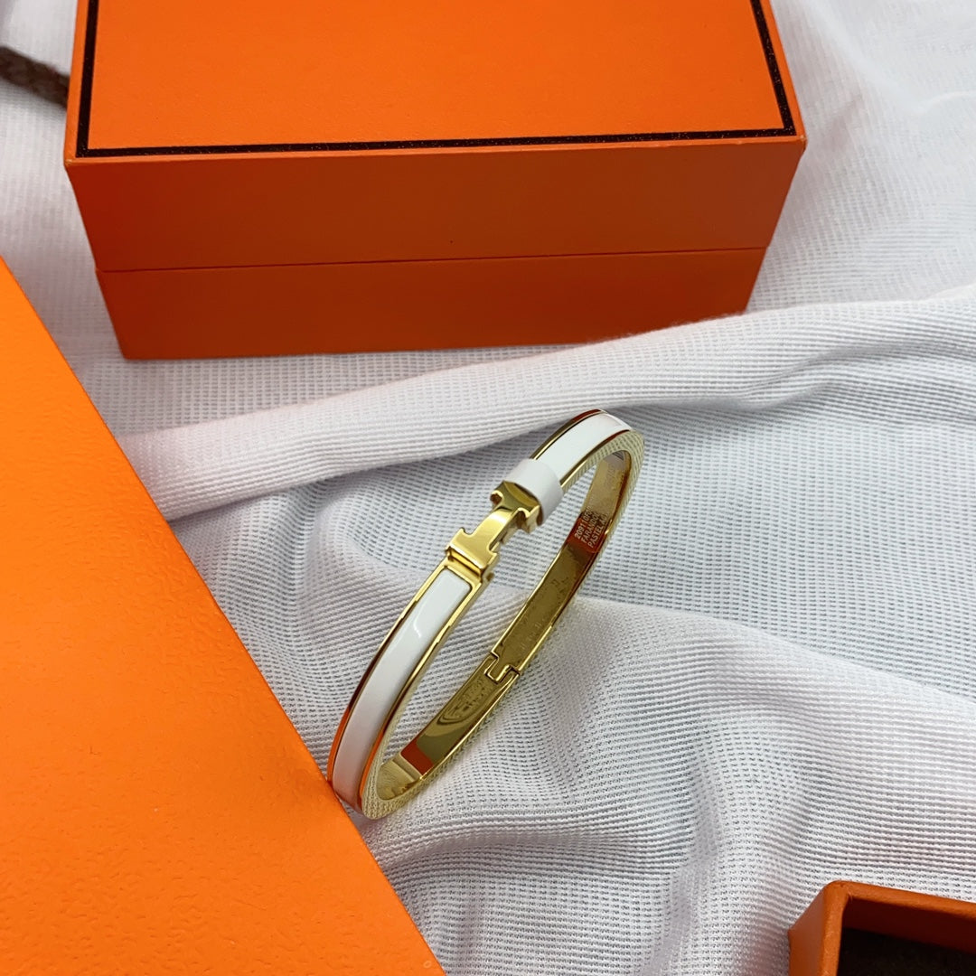 [Lumi Jewels]CLASSIC HM CLIC WHITE 8MM ENAMEL BRACELET