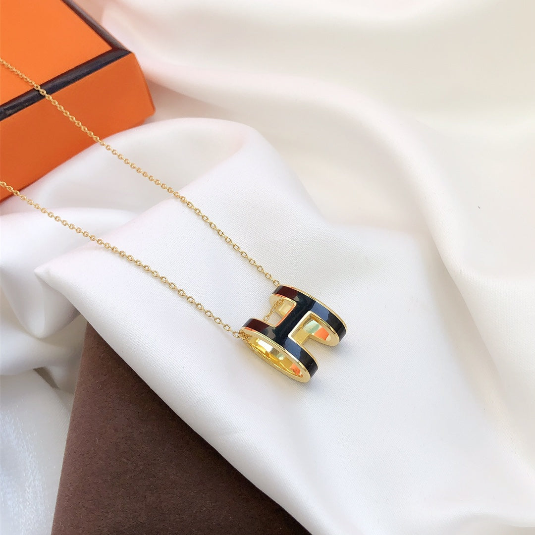 [Lumi Jewels]HM CLIC BLACK ENAMEL GOLD NECKLACE
