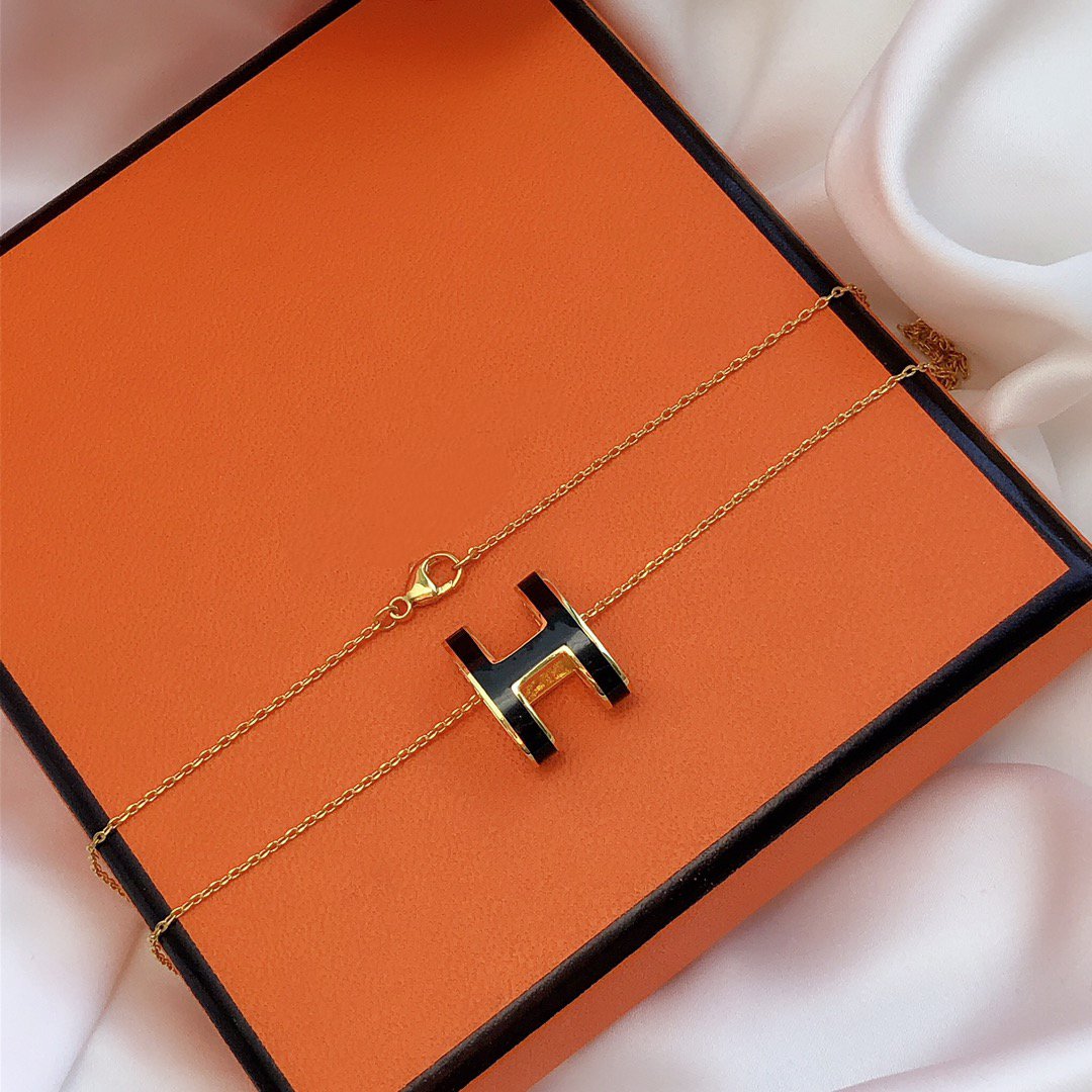 [Lumi Jewels]HM CLIC BLACK ENAMEL GOLD NECKLACE