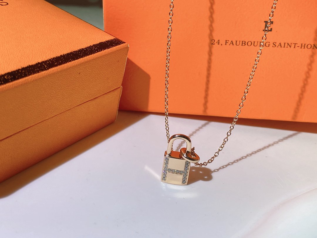 [Lumi Jewels]HM ADVANCED NICHE LOCK HEAD NECKLACE DIAMONDS