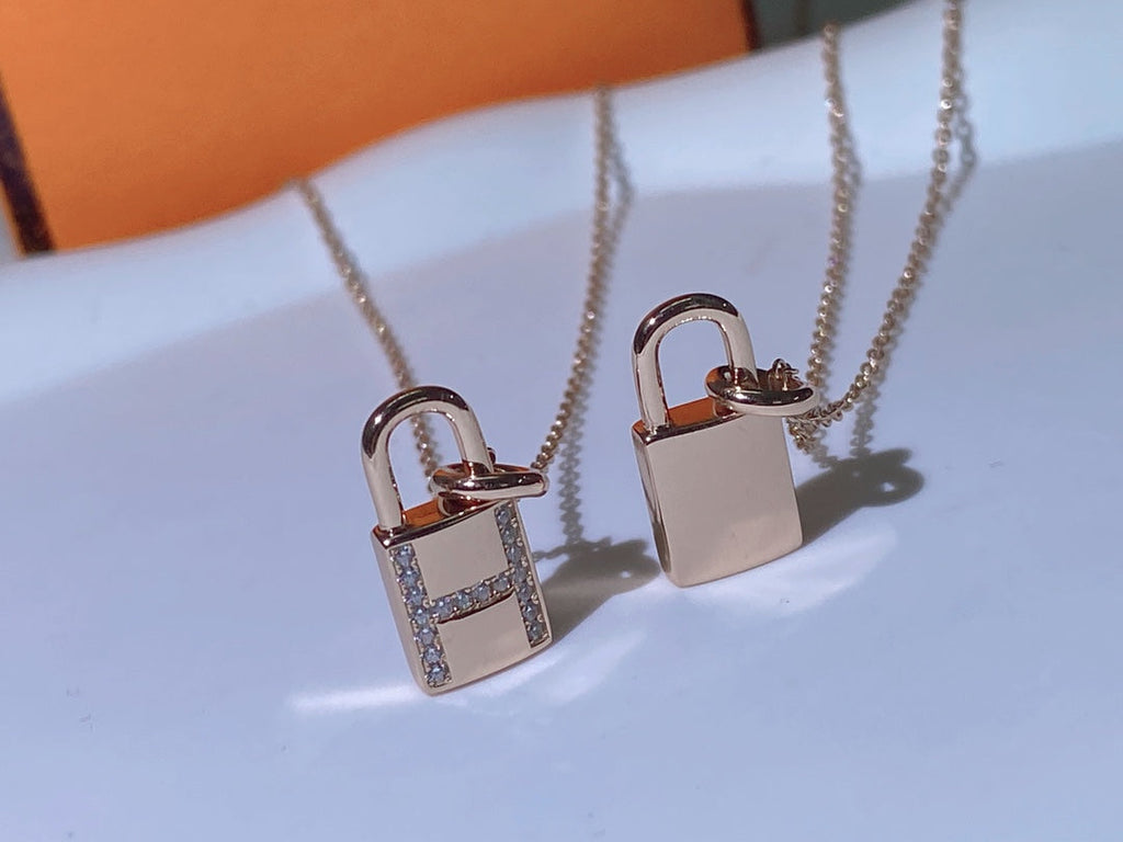 [Lumi Jewels]HM ADVANCED NICHE LOCK HEAD NECKLACE DIAMONDS