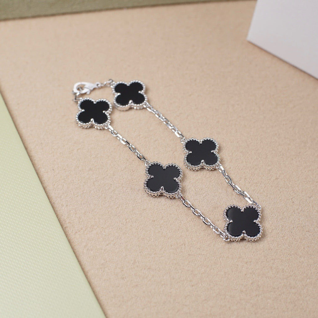 [Lumi Jewels] CLOVER 5 MOTIF ONYXS BRACELET COLLECTION