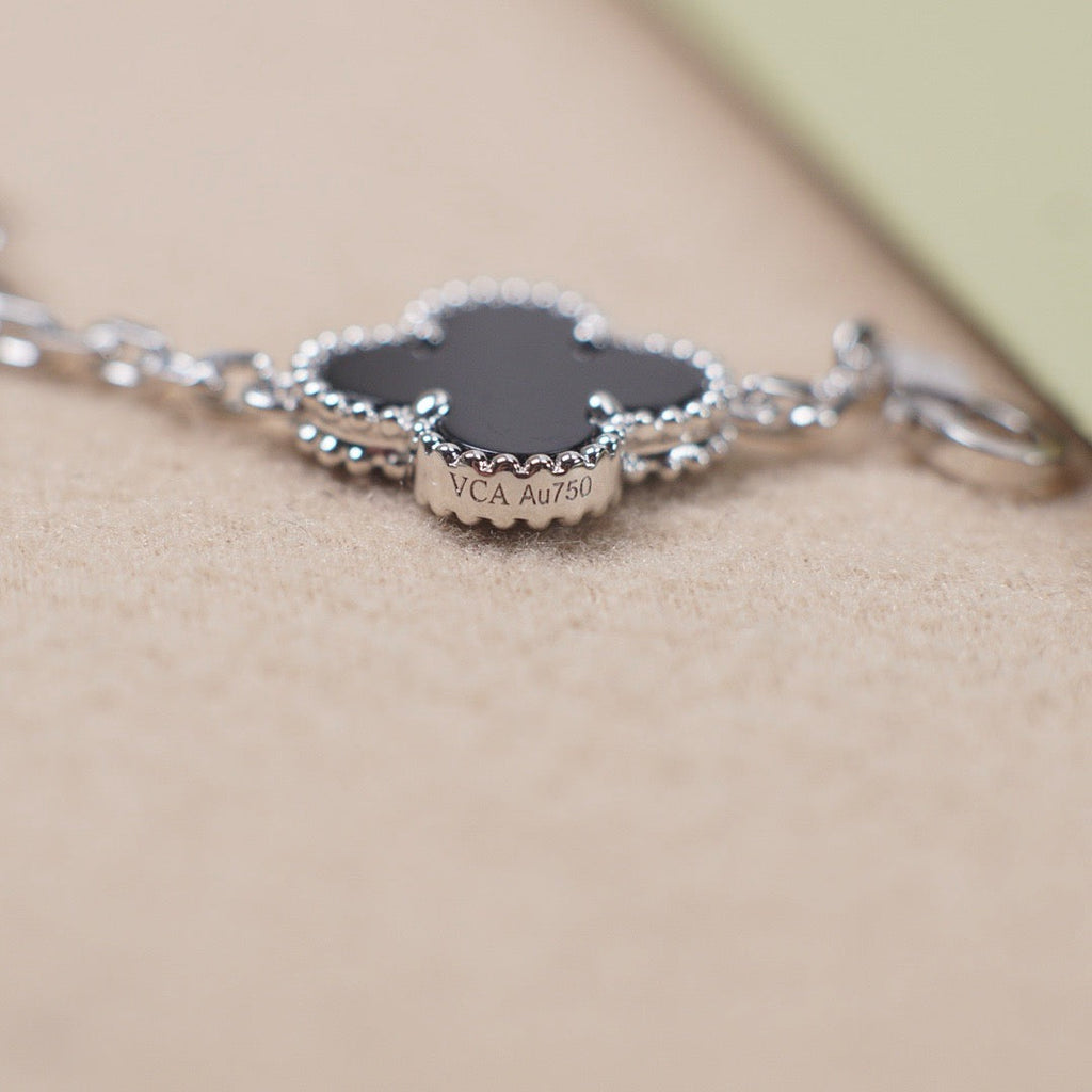[Lumi Jewels] CLOVER 5 MOTIF ONYXS BRACELET COLLECTION