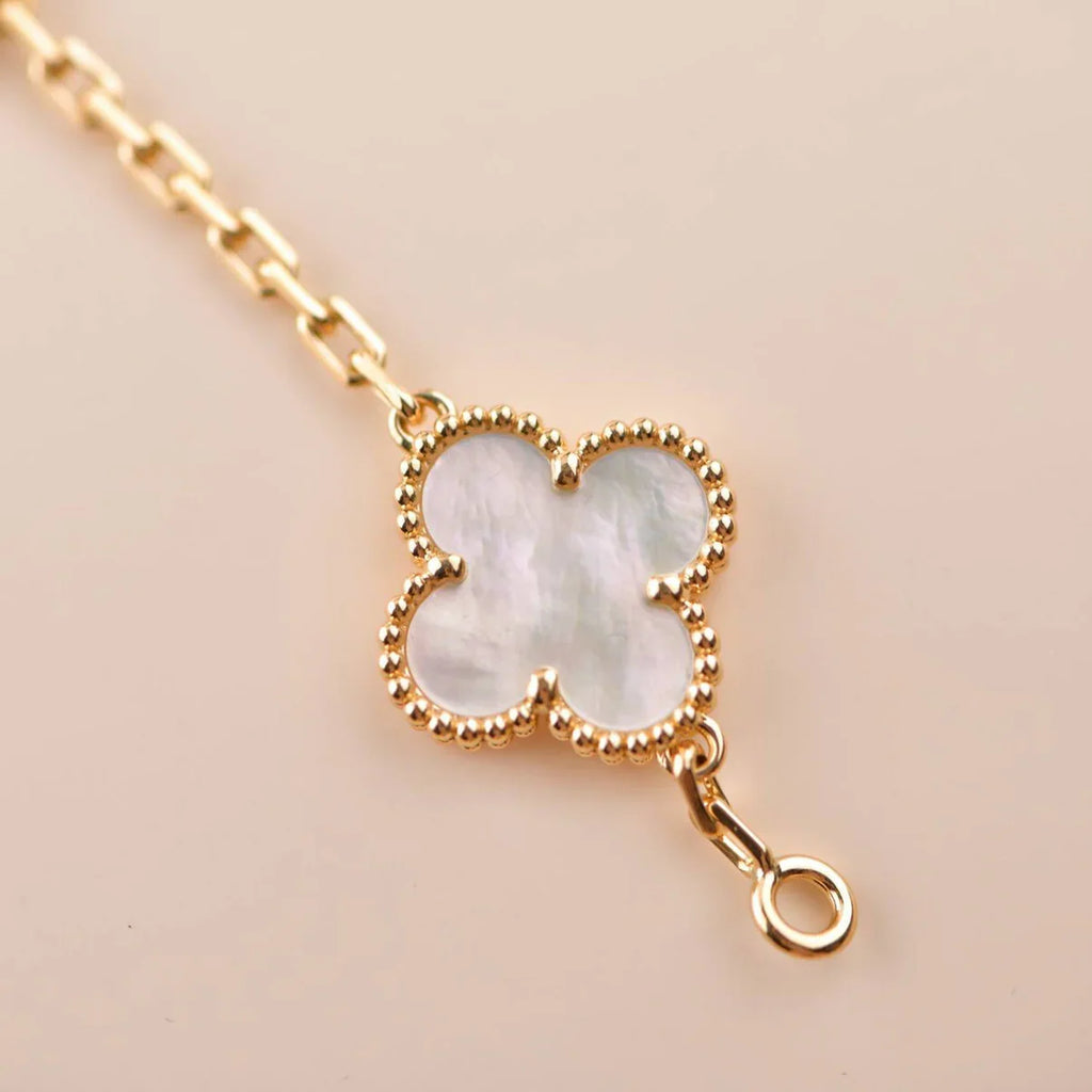 [Lumi Jewels]CLOVER WHITE PEARL MOP 5 MOTIF BRACELET COLLECTION