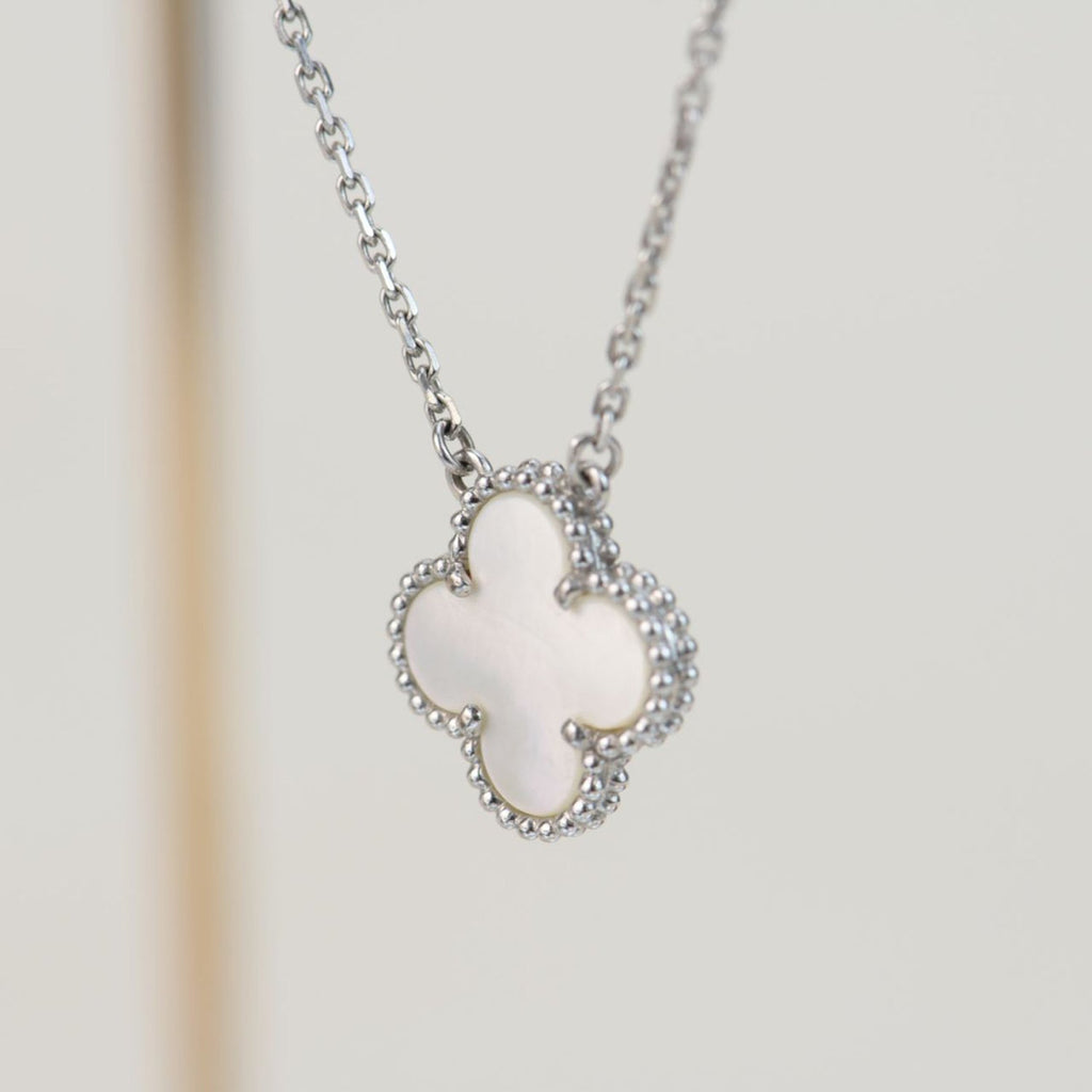 [Lumi Jewels]CLOVER  15MM WHITE MOTHER-OF-PEARL SILVER