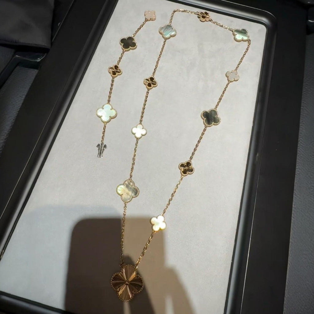 [Lumi Jewels]DETACHABLE CLOVER 15(11+4) FLOWER ROSE GOLD NECKLACE SET