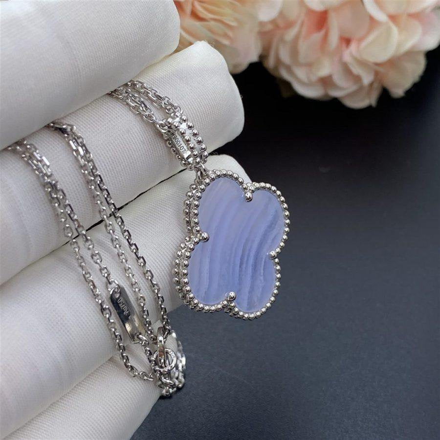 [Lumi Jewels]CLOVER SILVER CHALCEDONY BIG CLOVER NECKLACE