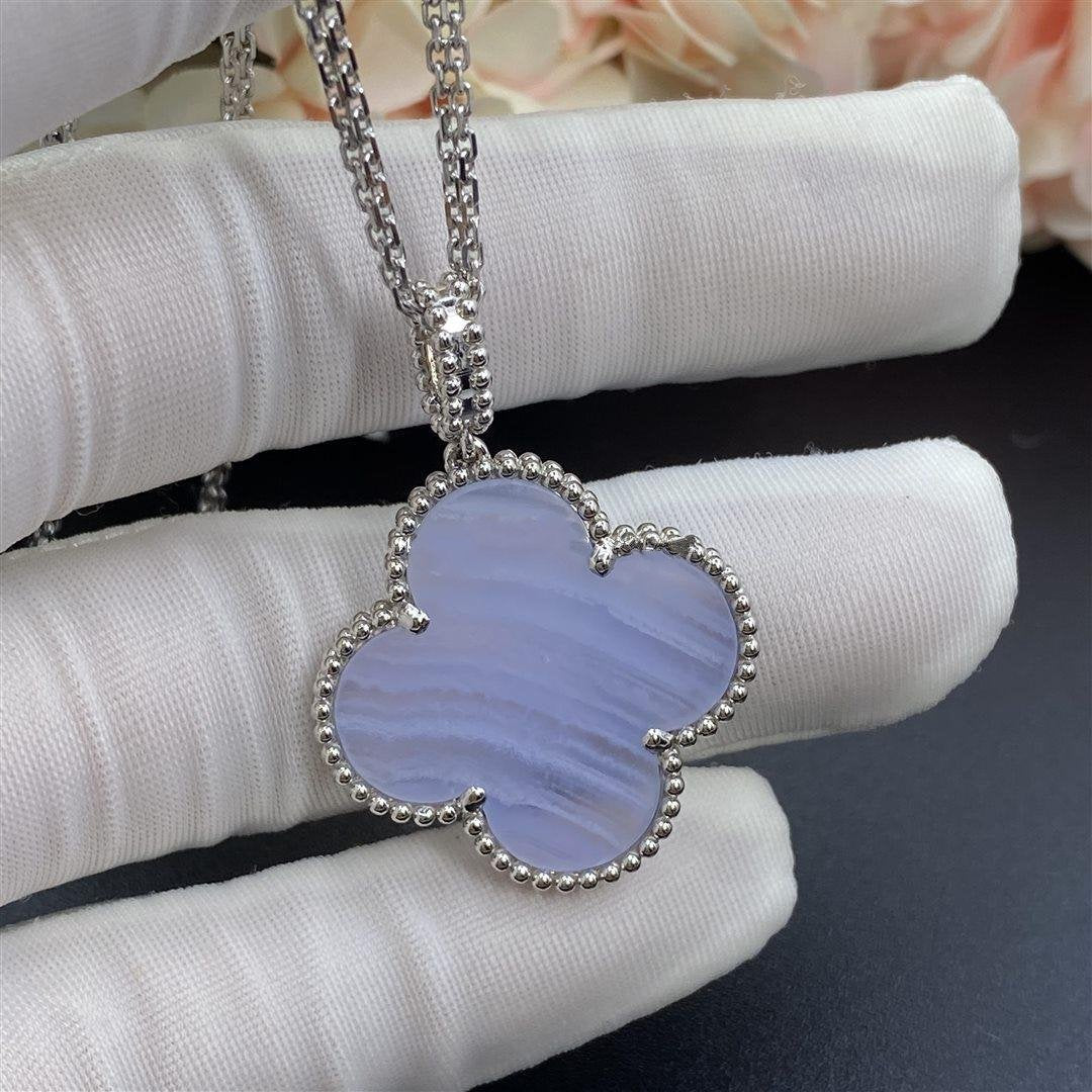 [Lumi Jewels]CLOVER SILVER CHALCEDONY BIG CLOVER NECKLACE