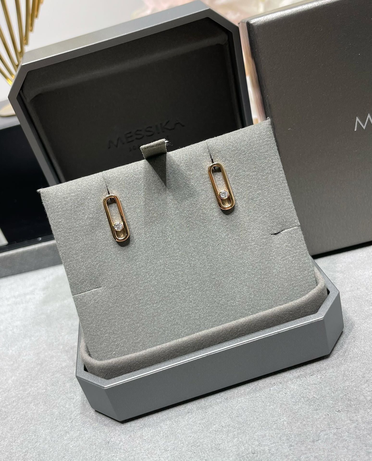 [Lumi]MOVE UNO SMALL 1 DIAMOND EARRINGS