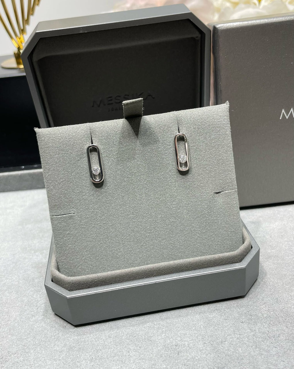 [Lumi]MOVE UNO SMALL 1 DIAMOND EARRINGS